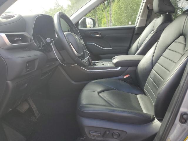 5TDGZRBH7NS179623 - 2022 TOYOTA HIGHLANDER XLE BLUE photo 7