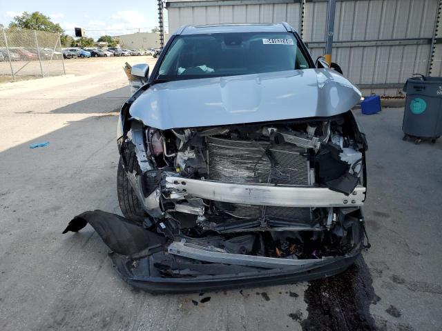 5TDGZRBH7NS583697 - 2022 TOYOTA HIGHLANDER XLE SILVER photo 5