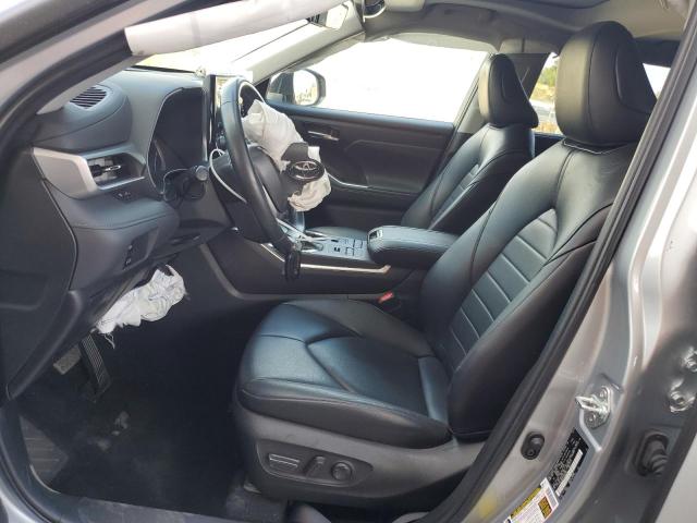 5TDGZRBH7NS583697 - 2022 TOYOTA HIGHLANDER XLE SILVER photo 7
