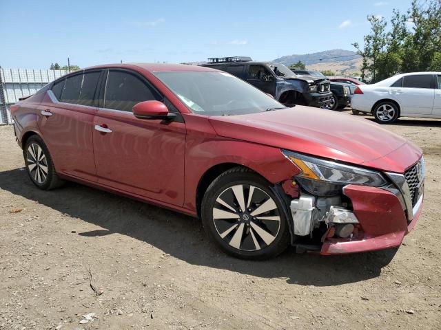 1N4BL4DV5KC121336 - 2019 NISSAN ALTIMA SV RED photo 4