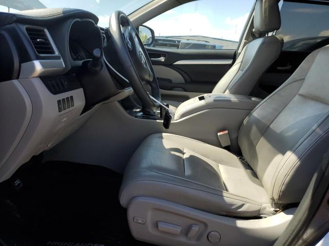 5TDJKRFH5GS297404 - 2016 TOYOTA HIGHLANDER XLE GRAY photo 7