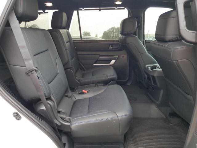 7SVAAABA3RX043013 - 2024 TOYOTA SEQUOIA SR5 WHITE photo 11