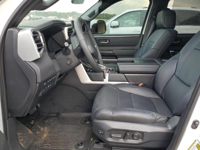 7SVAAABA3RX043013 - 2024 TOYOTA SEQUOIA SR5 WHITE photo 7