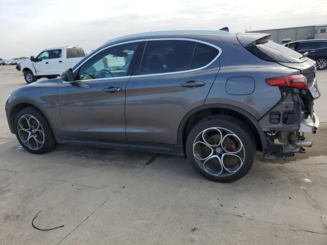 ZASPAKBNXK7C50525 - 2019 ALFA ROMEO STELVIO TI GRAY photo 2