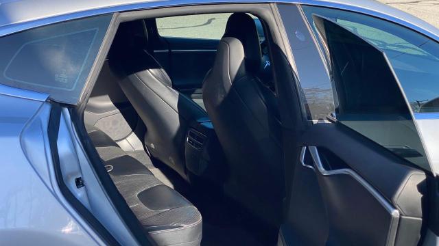 5YJSA1E2XHF182003 - 2017 TESLA MODEL S Gümüş foto 6