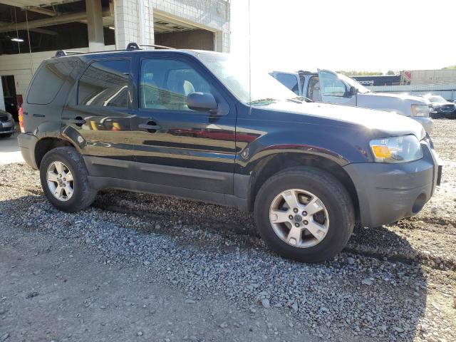 1FMYU93157KB25621 - 2007 FORD ESCAPE XLT BLACK photo 4