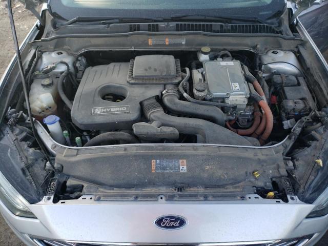 3FA6P0LUXHR129613 - 2017 FORD FUSION SE HYBRID SILVER photo 11