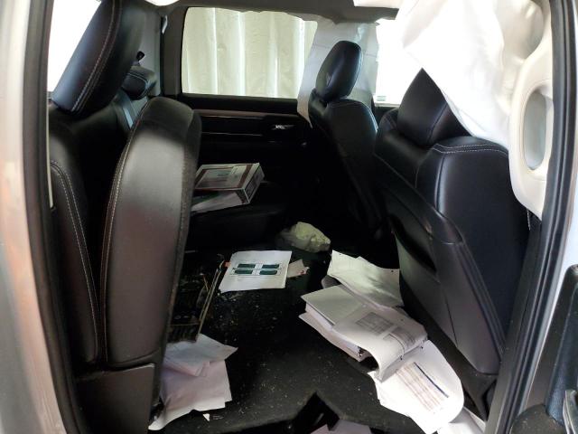 3C6UR5DJ8JG398554 - 2018 RAM 2500 SLT SILVER photo 10