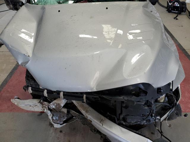 3C6UR5DJ8JG398554 - 2018 RAM 2500 SLT SILVER photo 11