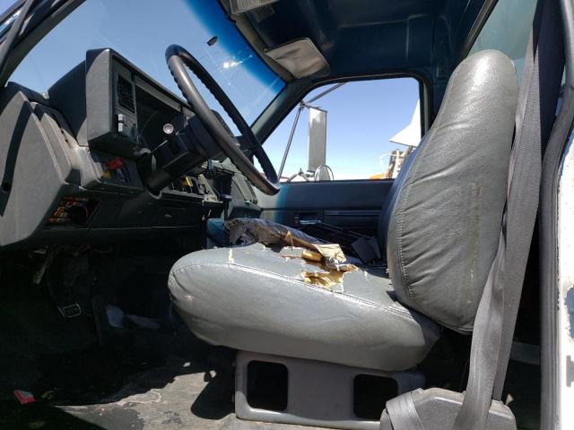 1GBK7H1C7YJ507516 - 2000 CHEVROLET C-SERIES C7H042 თეთრი ფოტო 7