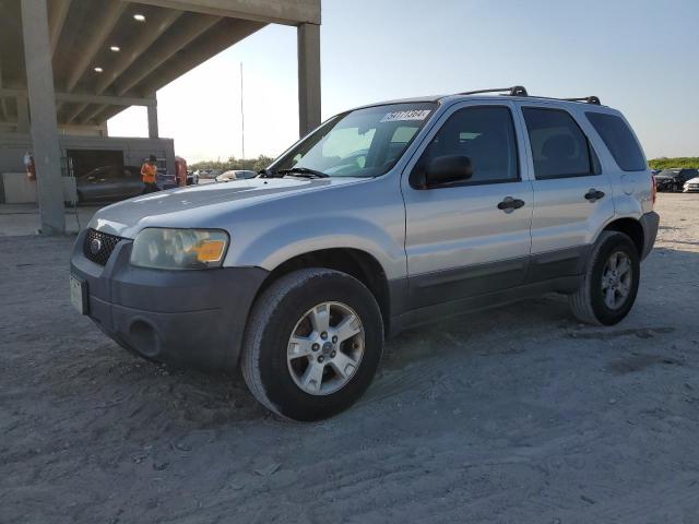 2005 FORD ESCAPE XLT, 