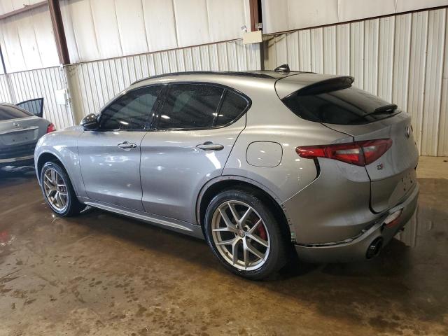ZASPAKBN9L7C75997 - 2020 ALFA ROMEO STELVIO TI GRAY photo 2