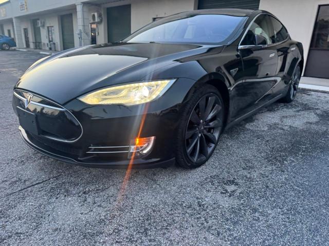 5YJSA1H10EFP49351 - 2014 TESLA MODEL S BLACK photo 2
