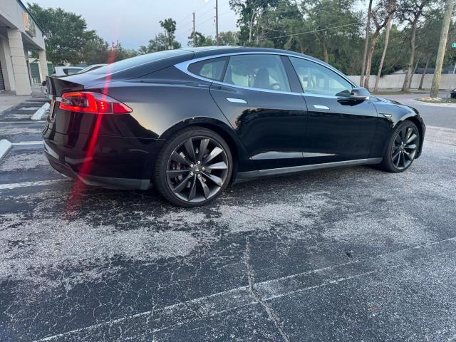 5YJSA1H10EFP49351 - 2014 TESLA MODEL S BLACK photo 4