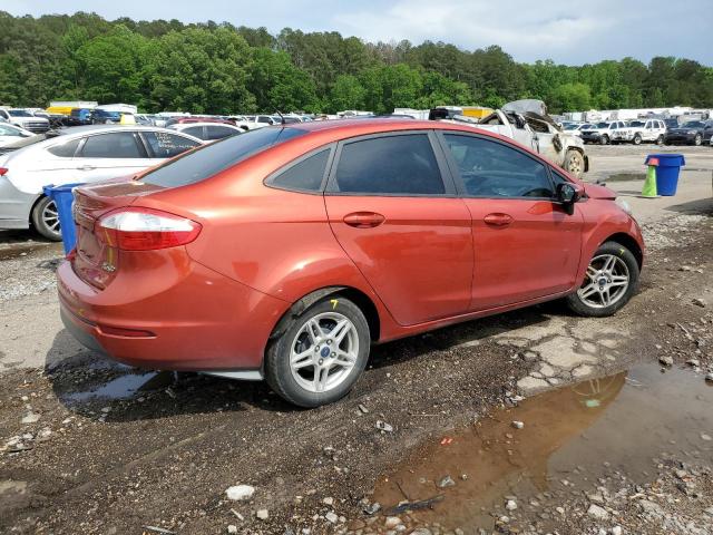 3FADP4BJ7JM115225 - 2018 FORD FIESTA SE RED photo 3