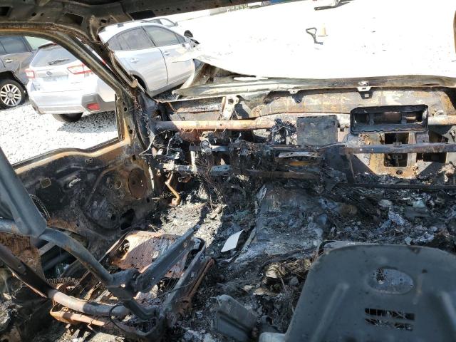 1FMSU45P74EB94847 - 2004 FORD EXCURSION EDDIE BAUER BURN photo 8