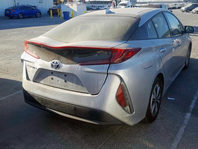 JTDKARFPXH3016196 - 2017 TOYOTA PRIUS PRIME  photo 4