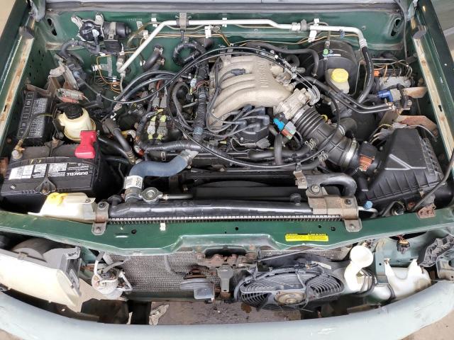 5N1ED28Y41C540138 - 2001 NISSAN XTERRA XE GREEN photo 11