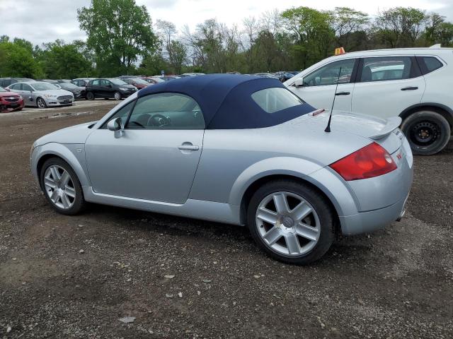 TRUTC28N041007018 - 2004 AUDI TT SILVER photo 2