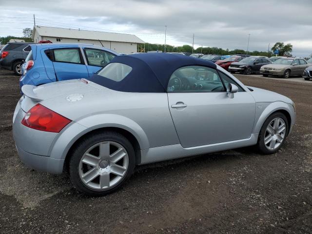 TRUTC28N041007018 - 2004 AUDI TT SILVER photo 3