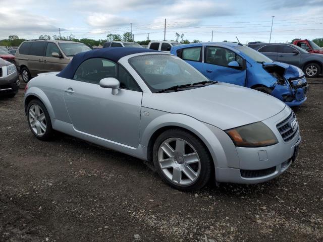 TRUTC28N041007018 - 2004 AUDI TT SILVER photo 4