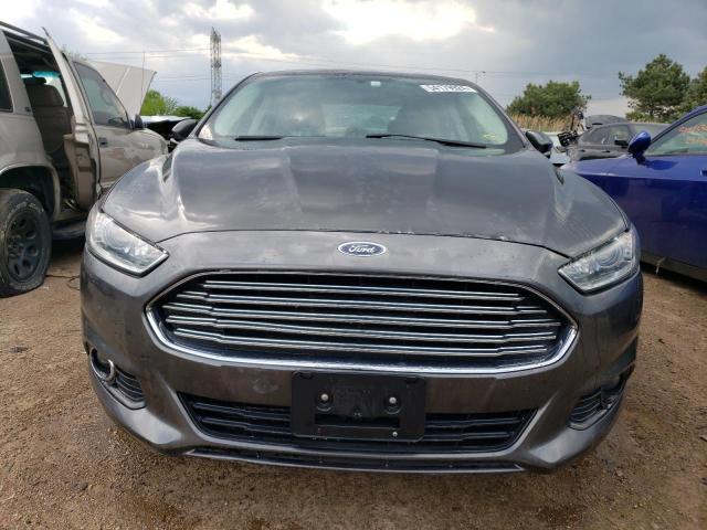 3FA6P0T9XGR218804 - 2016 FORD FUSION SE GRAY photo 5