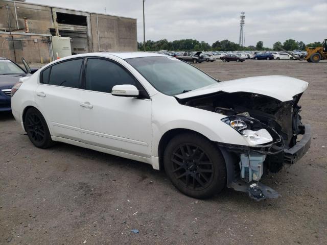 1N4BL21E68N479809 - 2008 NISSAN ALTIMA 3.5SE WHITE photo 4