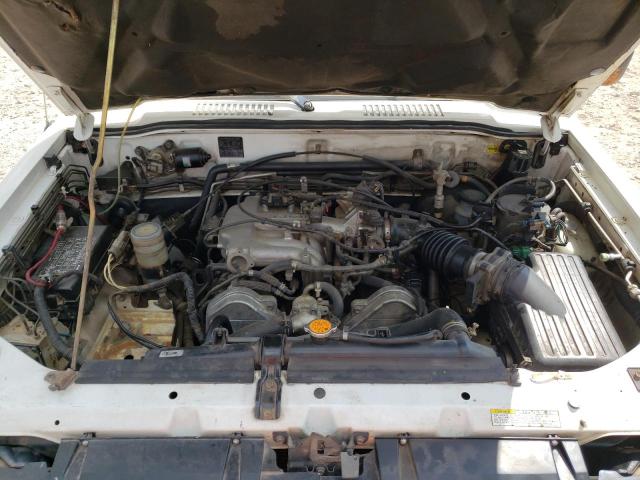 JACDJ58V3V7910511 - 1997 ISUZU TROOPER S WHITE photo 12