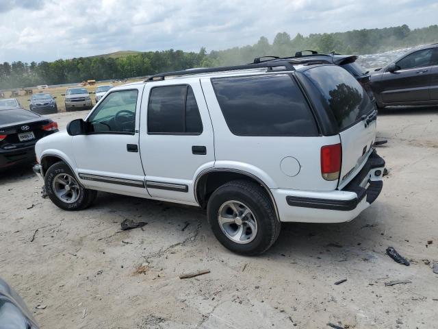 1GNCS13W4X2127241 - 1999 CHEVROLET BLAZER WHITE photo 2