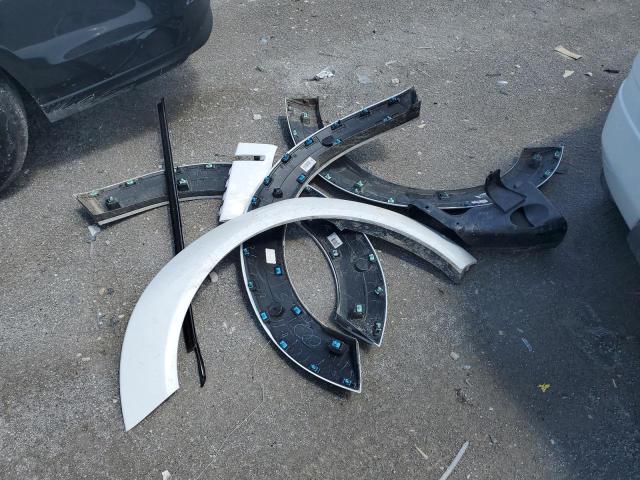 2C3CDZFJ5NH218920 - 2022 DODGE CHALLENGER R/T SCAT PACK WHITE photo 12