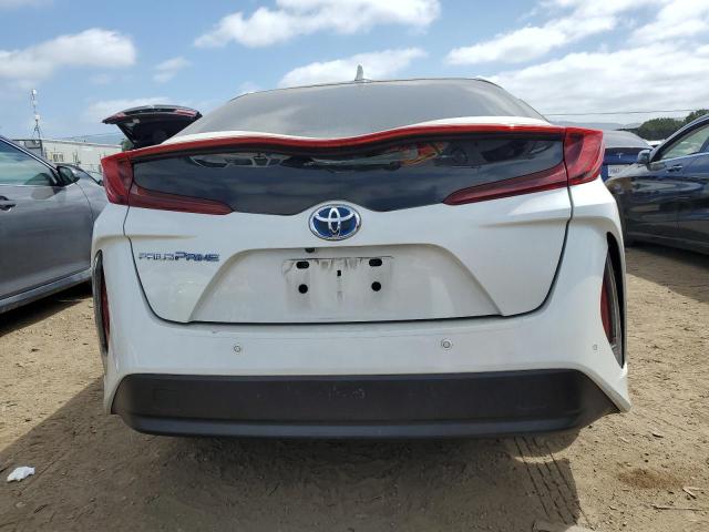 JTDKARFP5J3087568 - 2018 TOYOTA PRIUS PRIM 白色 照片 6