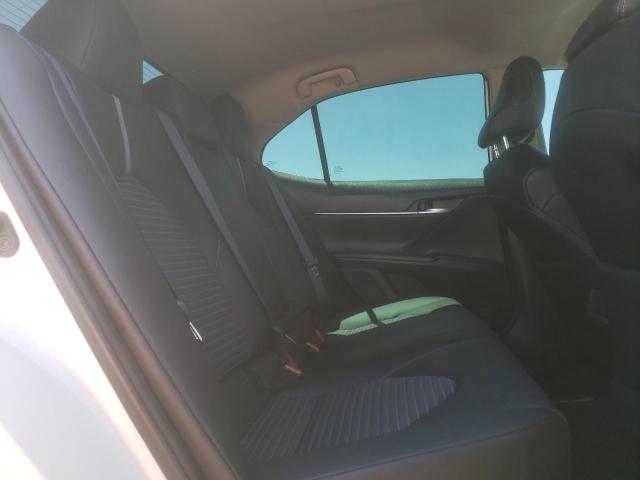 4T1G11AK3RU854094 - 2024 TOYOTA CAMRY SE NIGHT SHADE WHITE photo 10