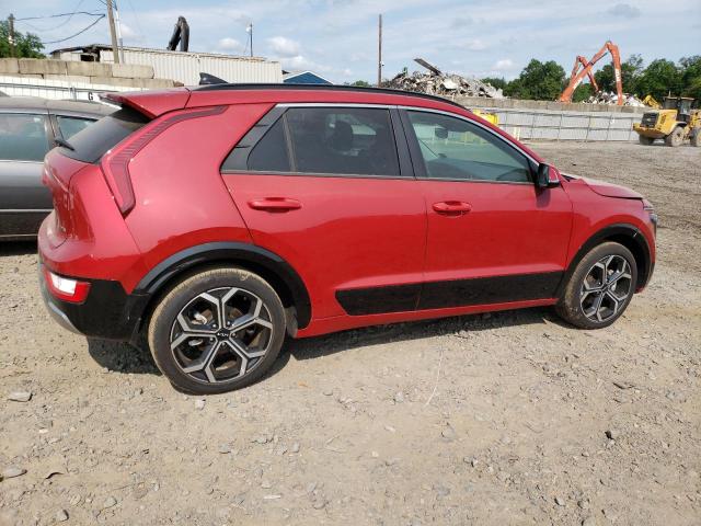 KNDCR3LE8P5035538 - 2023 KIA NIRO EX RED photo 3