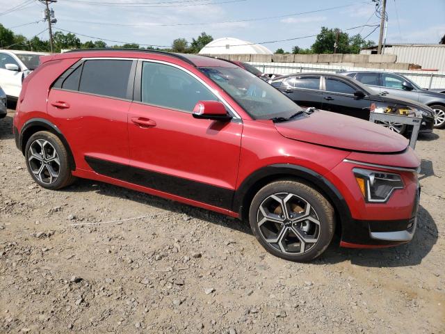 KNDCR3LE8P5035538 - 2023 KIA NIRO EX RED photo 4