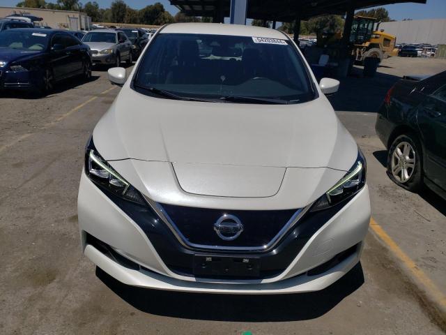 1N4AZ1CP8LC303500 - 2020 NISSAN LEAF SV WHITE photo 5