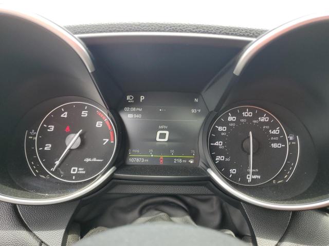 ZARFAEDN9H7547481 - 2017 ALFA ROMEO GIULIA Q4 银色 照片 9