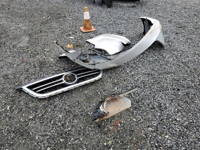 2V4RW3D13AR333185 - 2010 VOLKSWAGEN ROUTAN SE 银色 照片 13