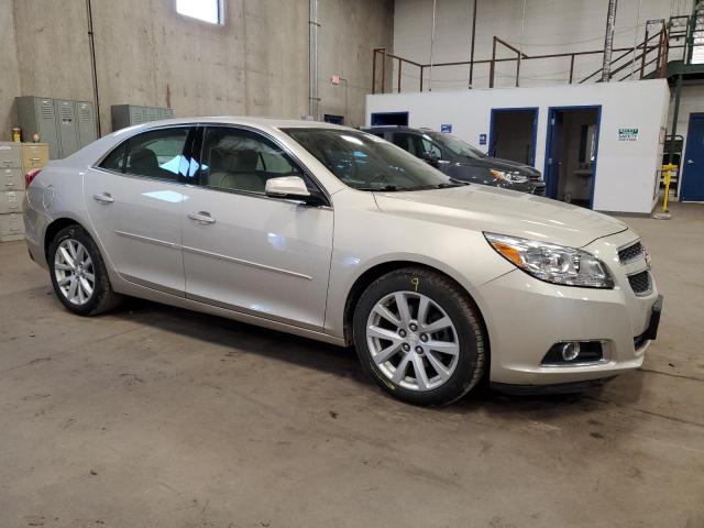 1G11G5SX5DF169885 - 2013 CHEVROLET MALIBU 3LT ბეჟი ფოტო 4