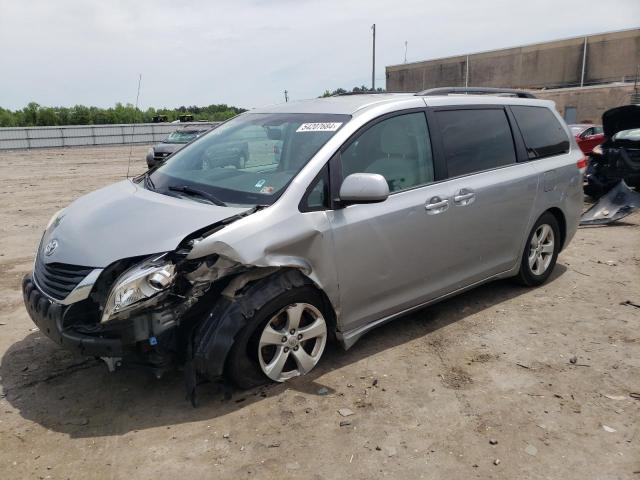 2011 TOYOTA SIENNA LE, 