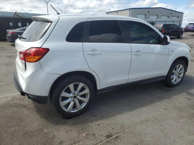 4A4AP3AU5FE010255 - 2015 MITSUBISHI OUTLANDER ES WHITE photo 3