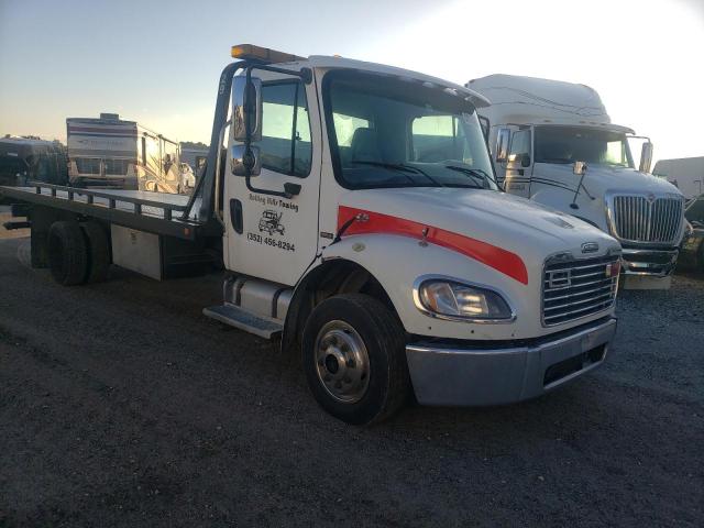 1FVACWCT75HU15172 - 2005 FREIGHTLINER M2 106 MEDIUM DUTY WHITE photo 4