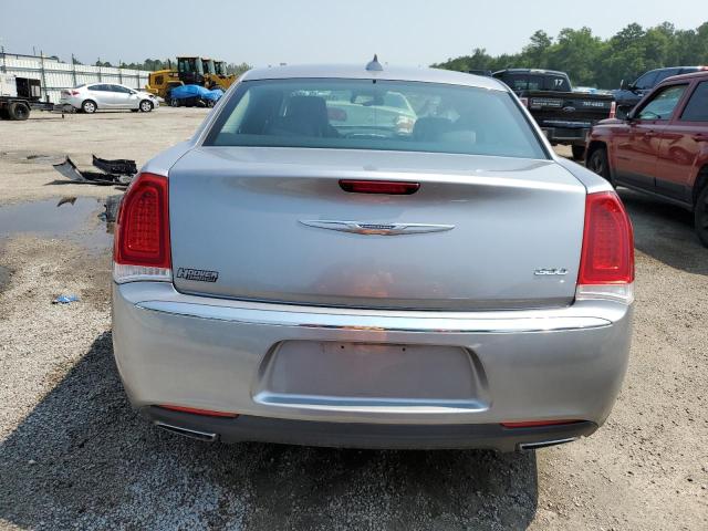 2C3CCAEG5JH198737 - 2018 CHRYSLER 300 LIMITED SILVER photo 6