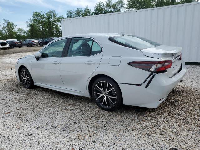 4T1G11AK3RU225743 - 2024 TOYOTA CAMRY SE NIGHT SHADE WHITE photo 2