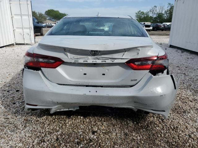 4T1G11AK3RU225743 - 2024 TOYOTA CAMRY SE NIGHT SHADE WHITE photo 6