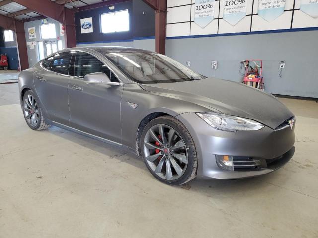 5YJSA1CPXDFP20501 - 2013 TESLA MODEL S GRAY photo 4