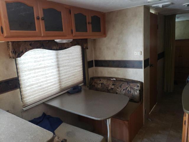 4YDT2902396411462 - 2009 PASSPORT TRAVELTRLR TWO TONE photo 7