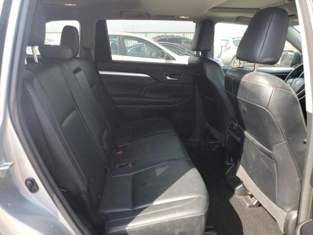 5TDJKRFH7FS176016 - 2015 TOYOTA HIGHLANDER XLE SILVER photo 11