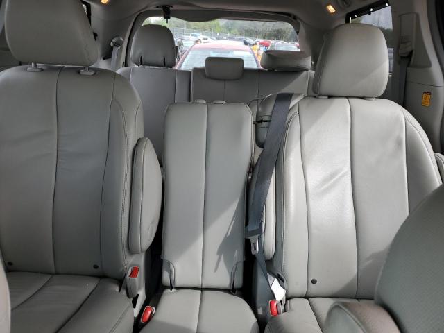 5TDYK3DCXCS278957 - 2012 TOYOTA SIENNA XLE Silber Foto 10