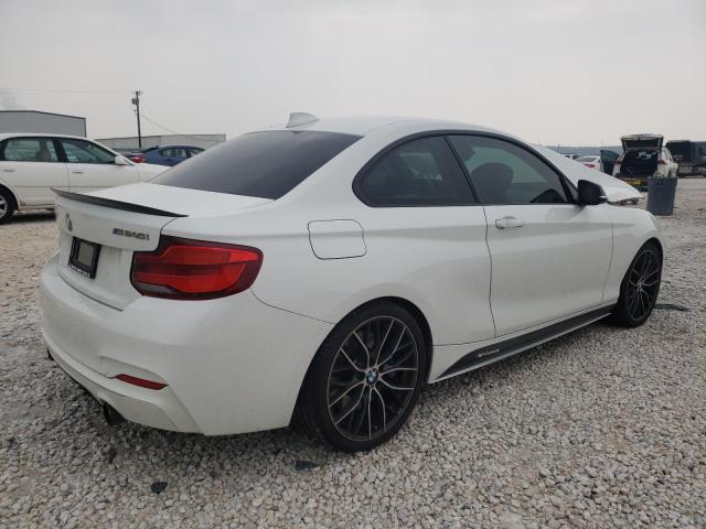 WBA2J5C57JVB28086 - 2018 BMW M240I Weiß Foto 3