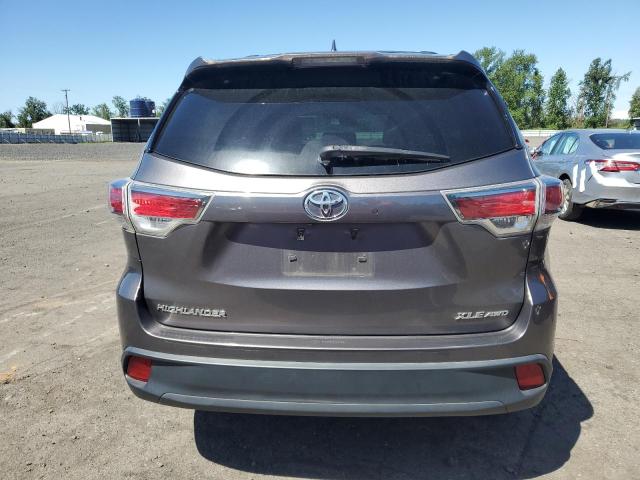 5TDJKRFH7FS208236 - 2015 TOYOTA HIGHLANDER XLE GRAY photo 6